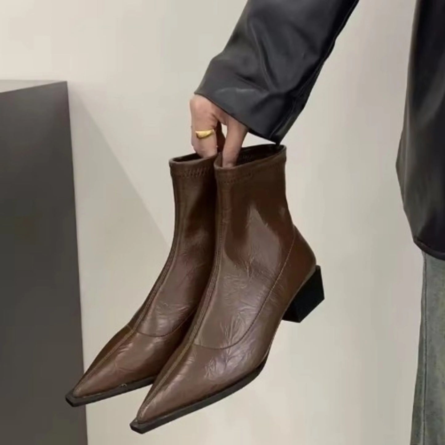 Femmes Bottines À Bout Pointu | Chic