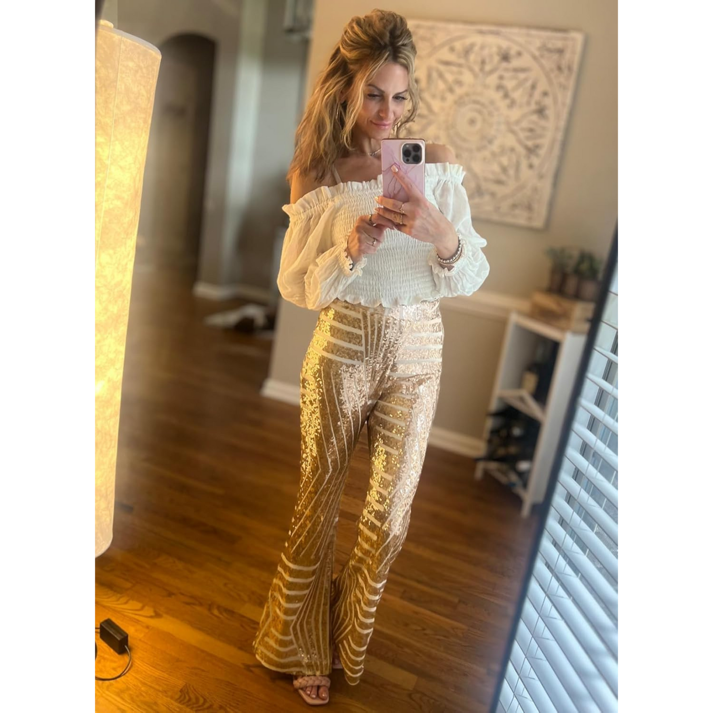 Sophie-Anne | Femme Pantalon Évasé | Fini Scintillant & Style Rétro