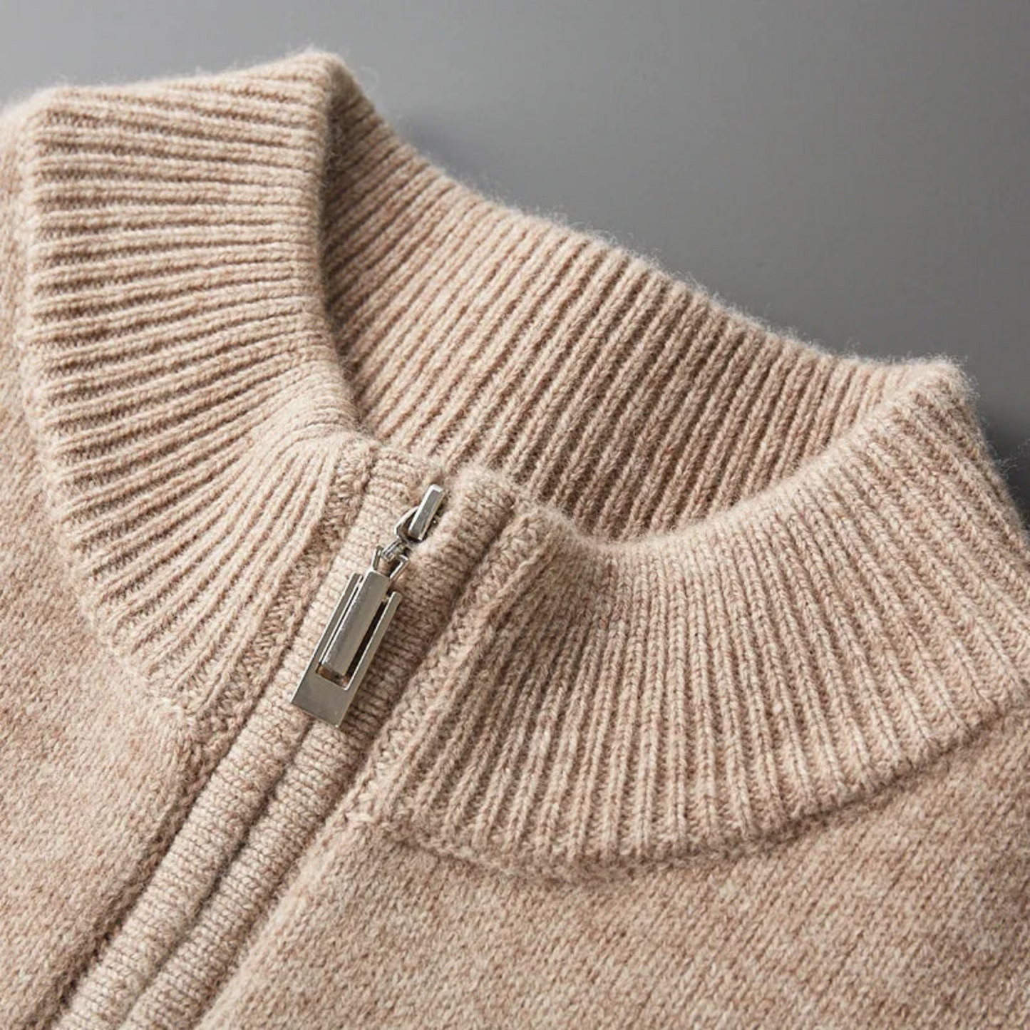 Gerald | Pull Homme Zippé | Col Montant Chaud