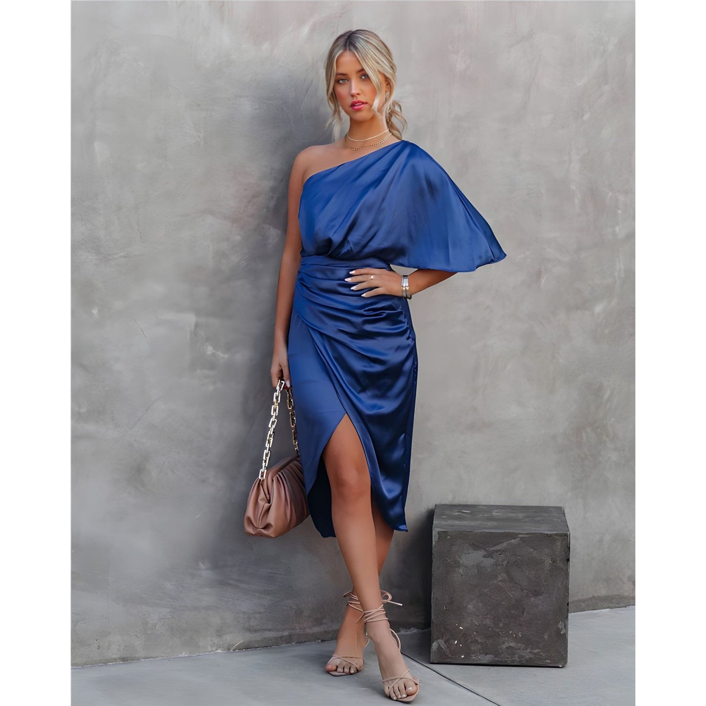 Andréanne | Robe Cocktail Pour Femme | Asymétrique