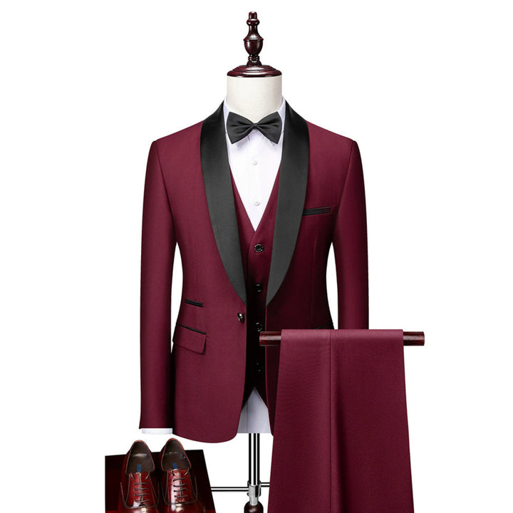 Costume 3 Pièces pour Homme | Slim Fit, Formel & Habillé adapté aux tenues polyvalentes.