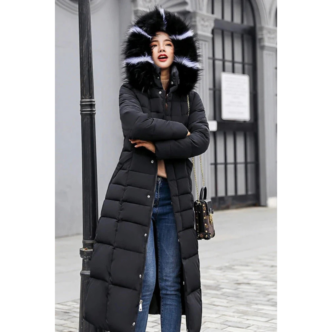 Doudoune Maéva-Lou isolante pour femme, coupe confortable adaptée aux tenues hivernales.