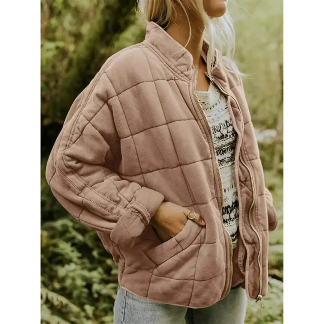 Veste matelassée Liora légère pour femme, chaleur préservée adaptée aux tenues automnales.