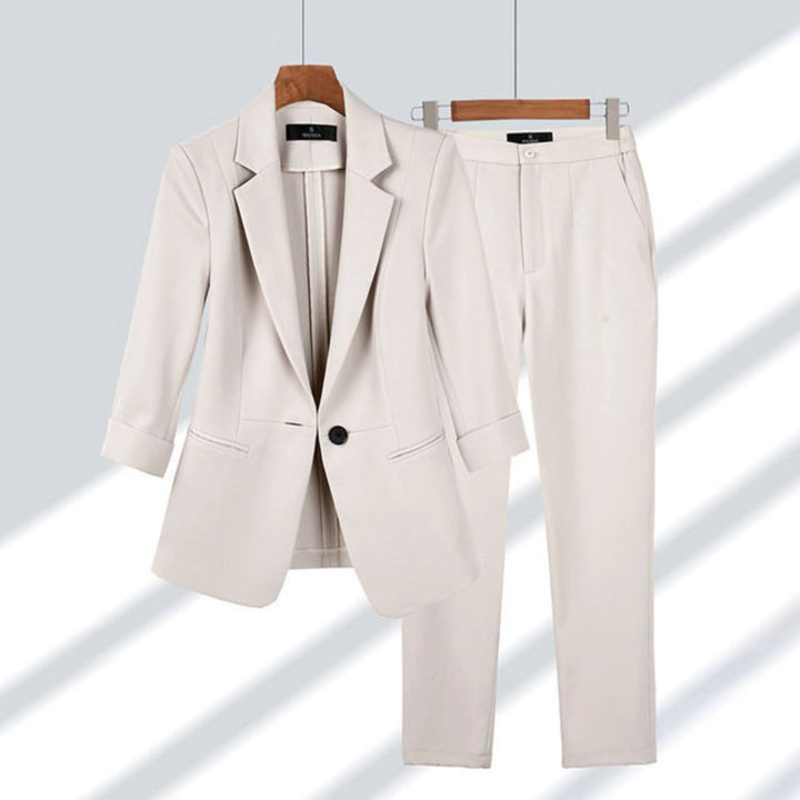 Ensemble Blazer et Pantalon pour Femme | Chic, Formel & Coordonné adapté aux tenues polyvalentes.