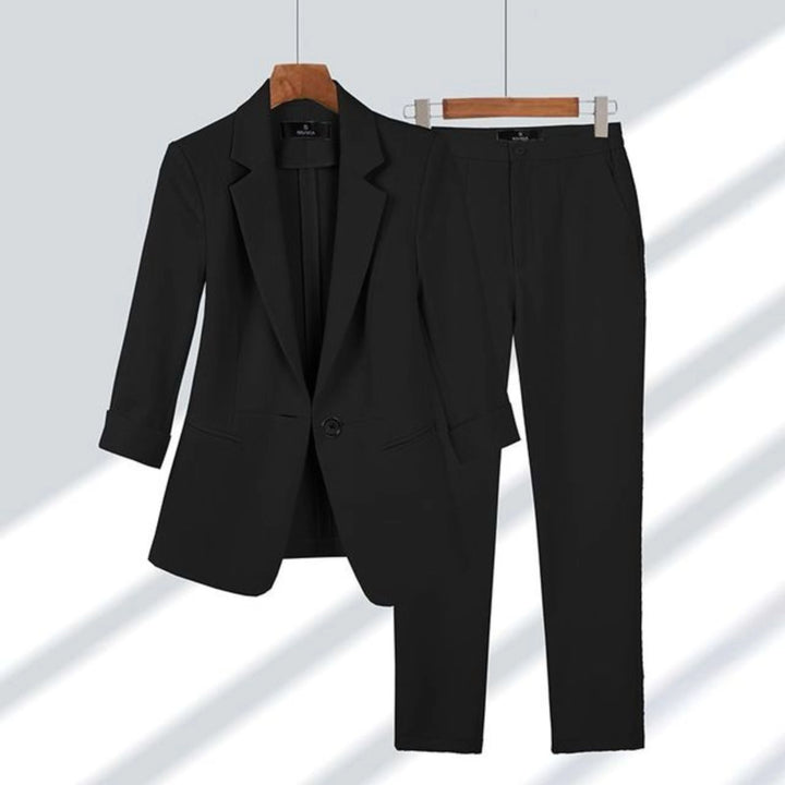 Ensemble Blazer et Pantalon pour Femme | Chic, Formel & Coordonné adapté aux tenues polyvalentes.
