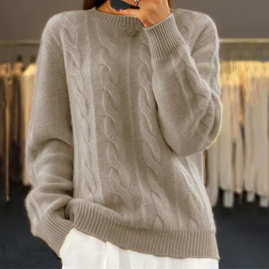 Pull Eulalie chaud et douillet pour femme, maille adaptée aux tenues hivernales cocooning.