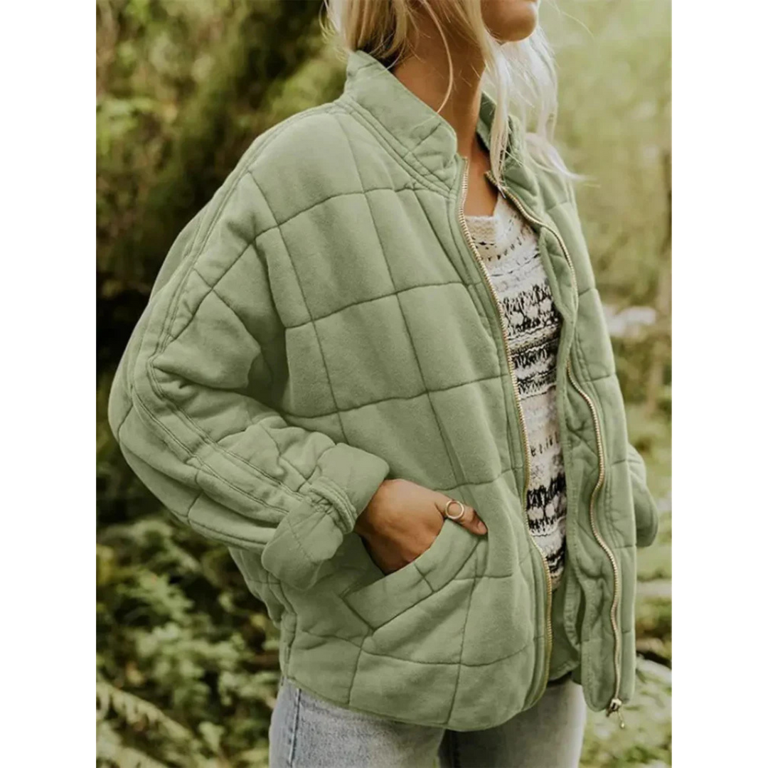 Veste matelassée Liora légère pour femme, chaleur préservée adaptée aux tenues automnales.