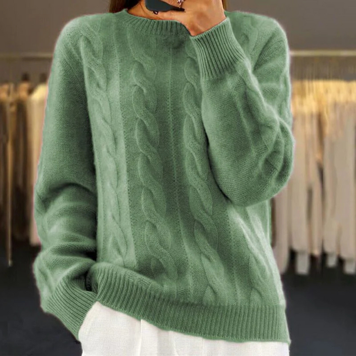 Pull Eulalie chaud et douillet pour femme, maille adaptée aux tenues hivernales cocooning.