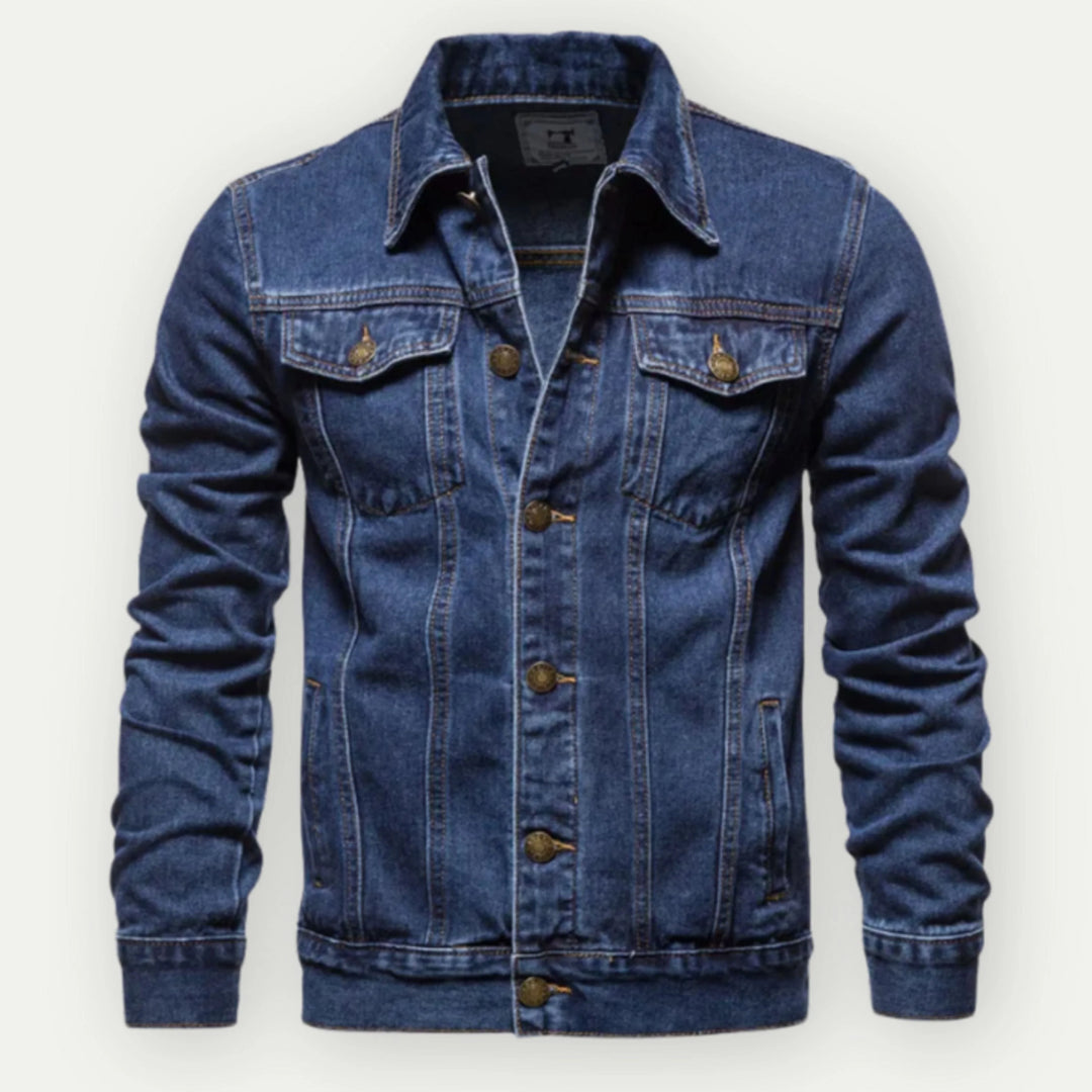 Veste trucker moderne pour homme, coupe classique et style rétro adapté aux tenues polyvalentes.