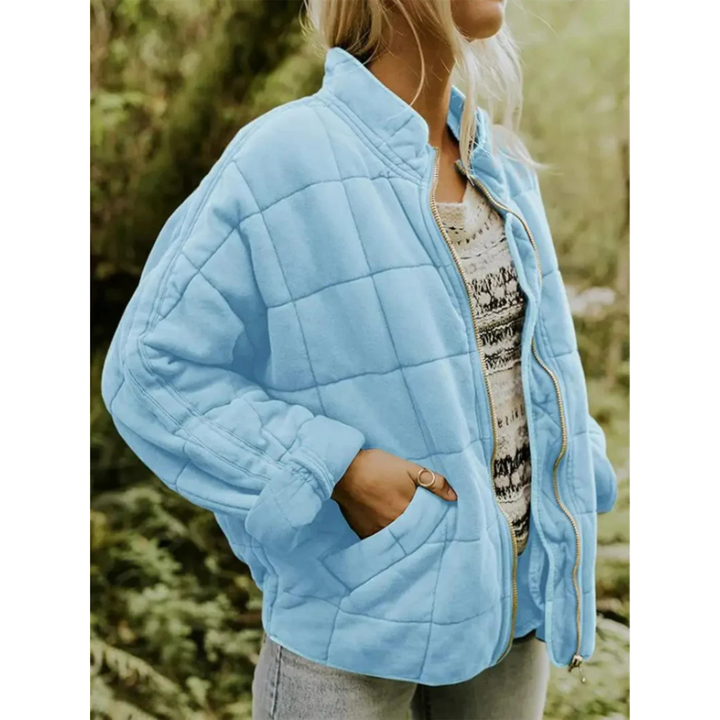 Veste matelassée Liora légère pour femme, chaleur préservée adaptée aux tenues automnales.