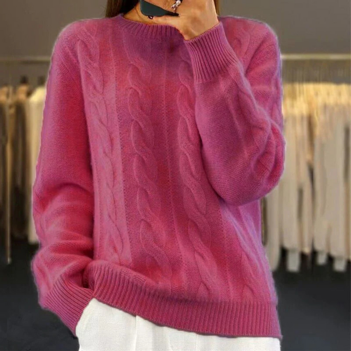 Pull Eulalie chaud et douillet pour femme, maille adaptée aux tenues hivernales cocooning.