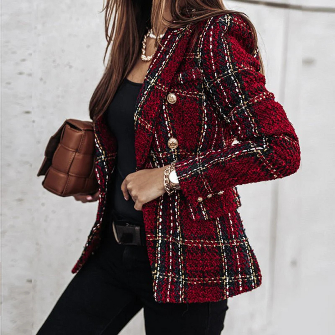 Blazer Rhea à motif carreaux pour femme, coupe structurée et tissu souple adapté aux tenues polyvalentes.