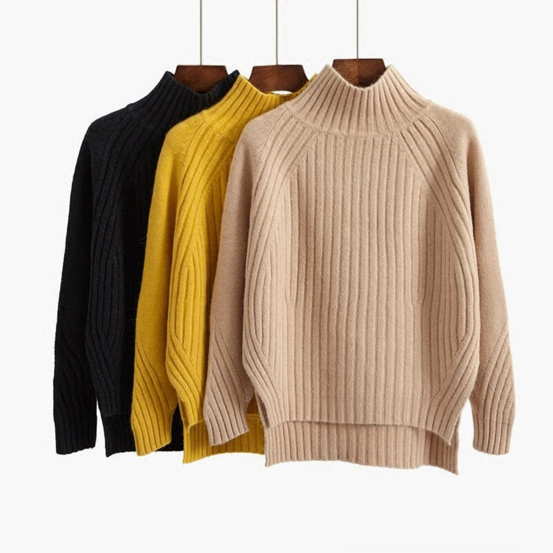 Pull Isoline col roulé pour femme, maille douce adaptée aux tenues automnales cocooning.