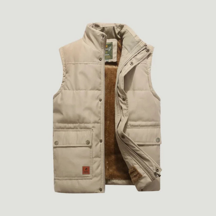 le gilet adapté aux tenues polyvalentes.
