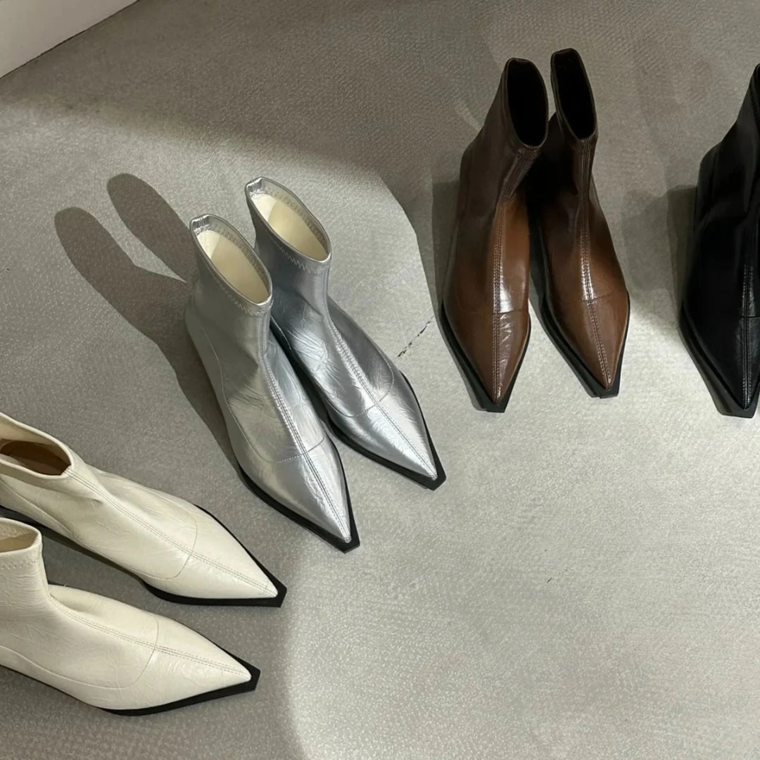Bottines à Bout Pointu pour Femme | Chic, Élégantes & Toute Saison adapté aux tenues polyvalentes.