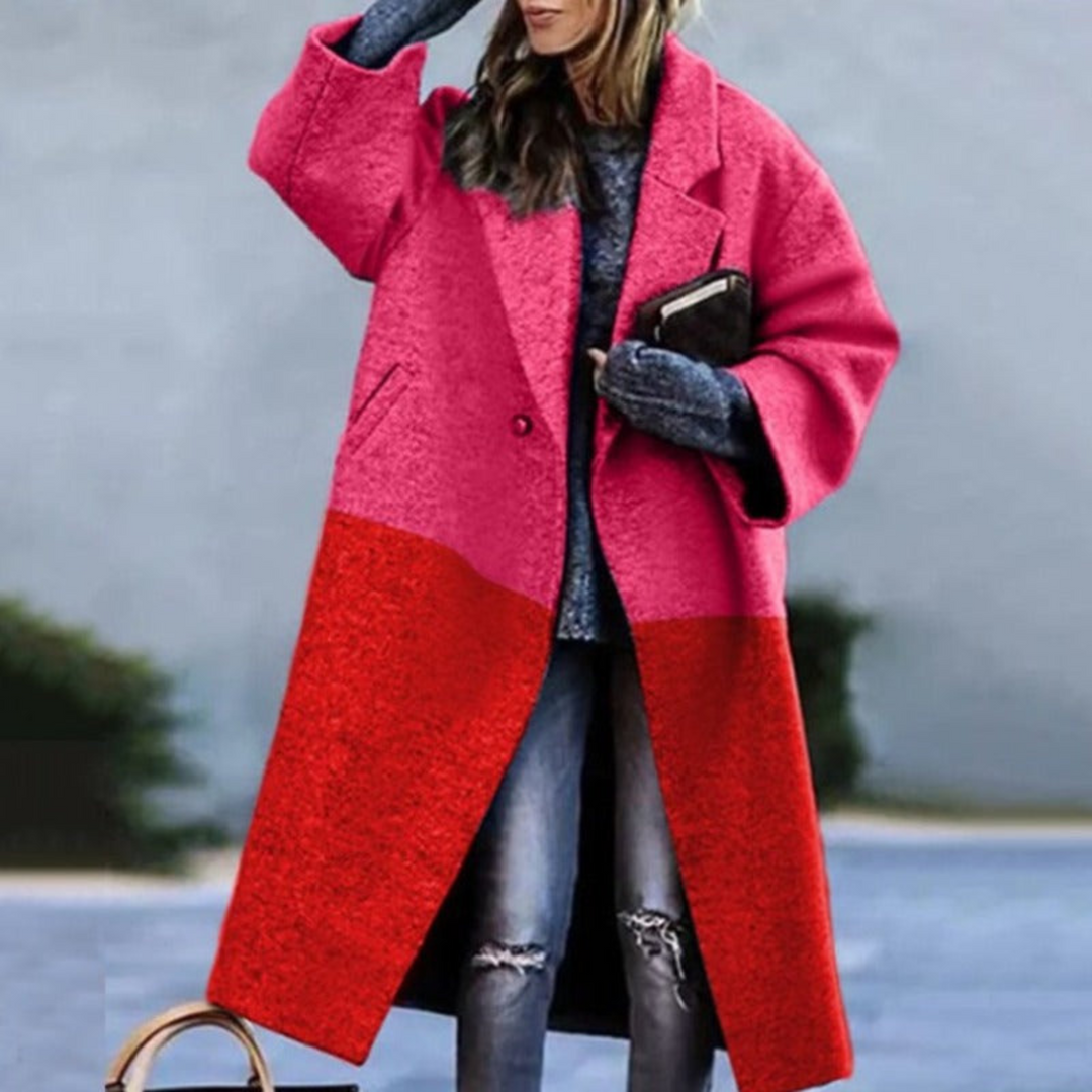 Manteau long Hannelore tissu doux pour femme, coupe élancée adaptée aux tenues automnales cocooning.