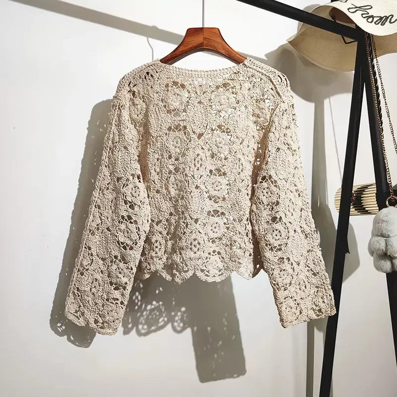 Delfina - Veste Crochet Boutonnée Femme