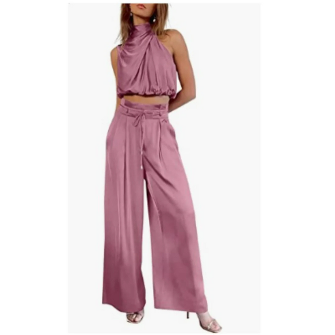 Jumpsuit d'été pour femme, coupe légère et tissu fluide adapté aux vacances estivales.