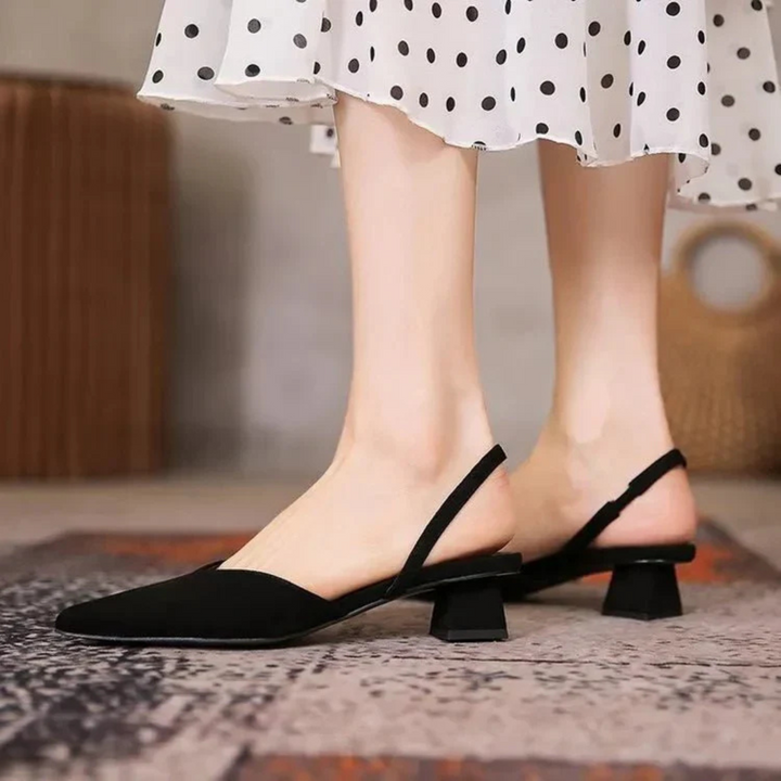 Sandales Ninette pour femme, bout pointu élégant et talon bas confortable adaptés aux tenues polyvalentes.