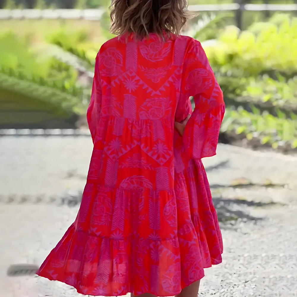 Robe d'été pour femme, coupe légère et ligne tendance adaptée aux journées ensoleillées.