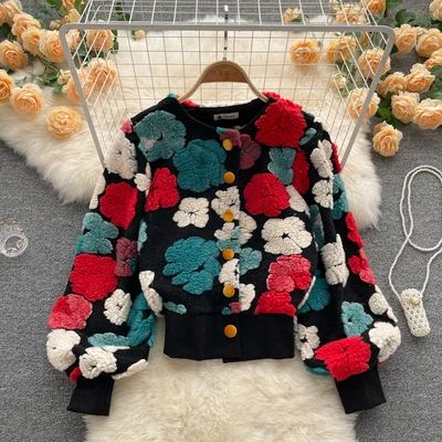 Rosina - Cardigan Brodé Fleuri