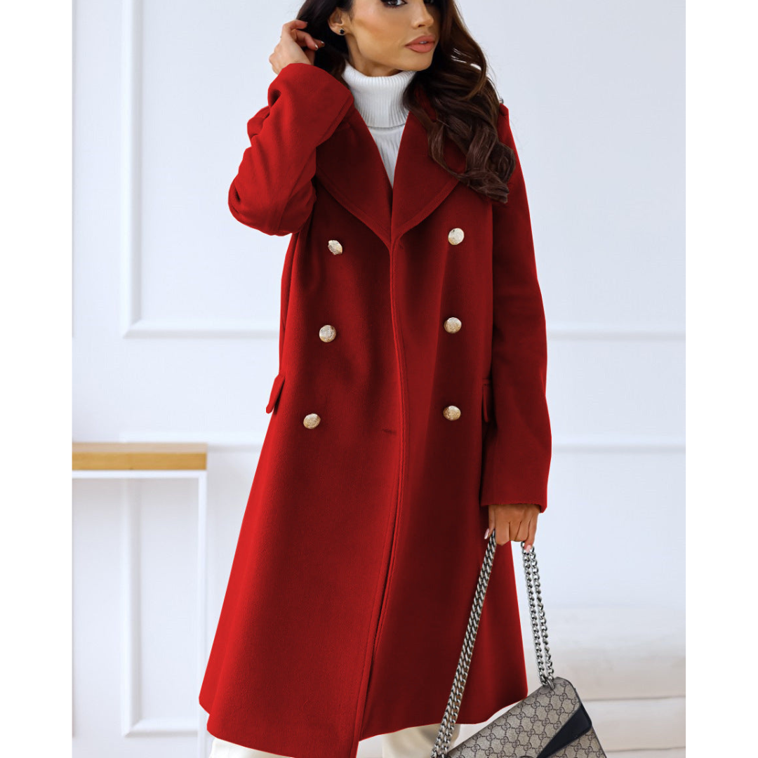 Manteau Elicia élégant pour femme, coupe raffinée et matière chaude adaptée aux journées hivernales.