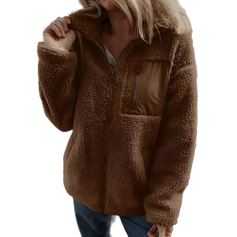Veste effet teddy zippée Amandine pour femme, gros plan sur les finitions