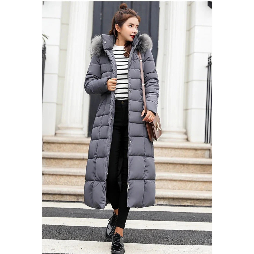 Doudoune Maéva-Lou isolante pour femme, coupe confortable adaptée aux tenues hivernales.