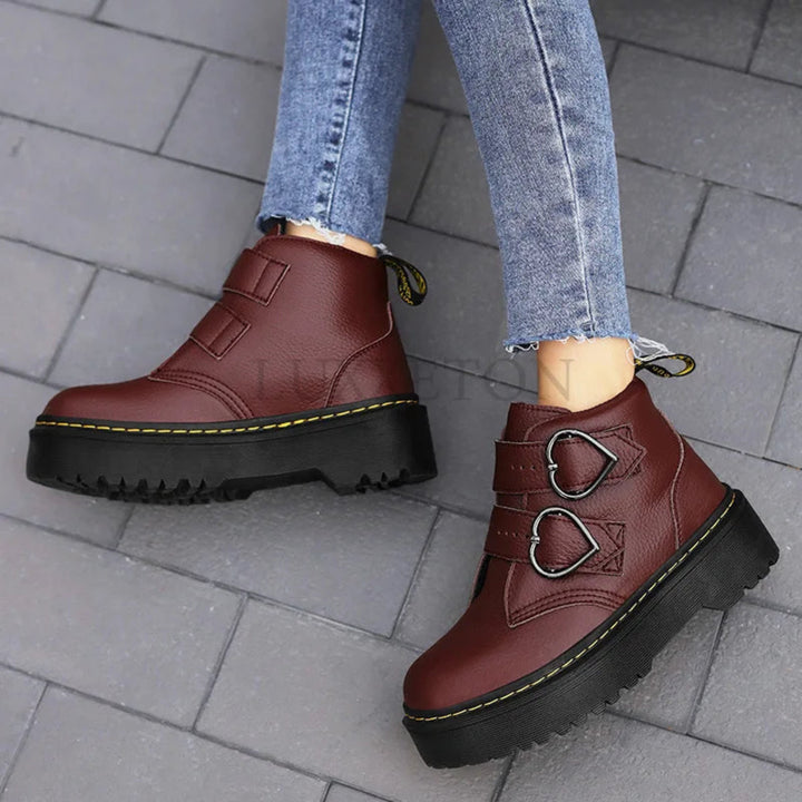 Orléna | Bottines Plates Pour Femme | Boucles Cœur