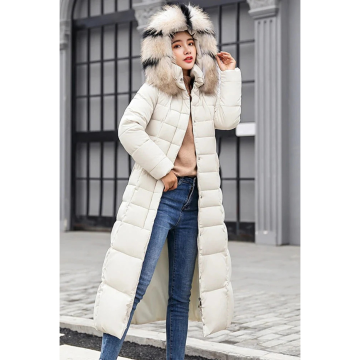 Doudoune Maéva-Lou isolante pour femme, coupe confortable adaptée aux tenues hivernales.