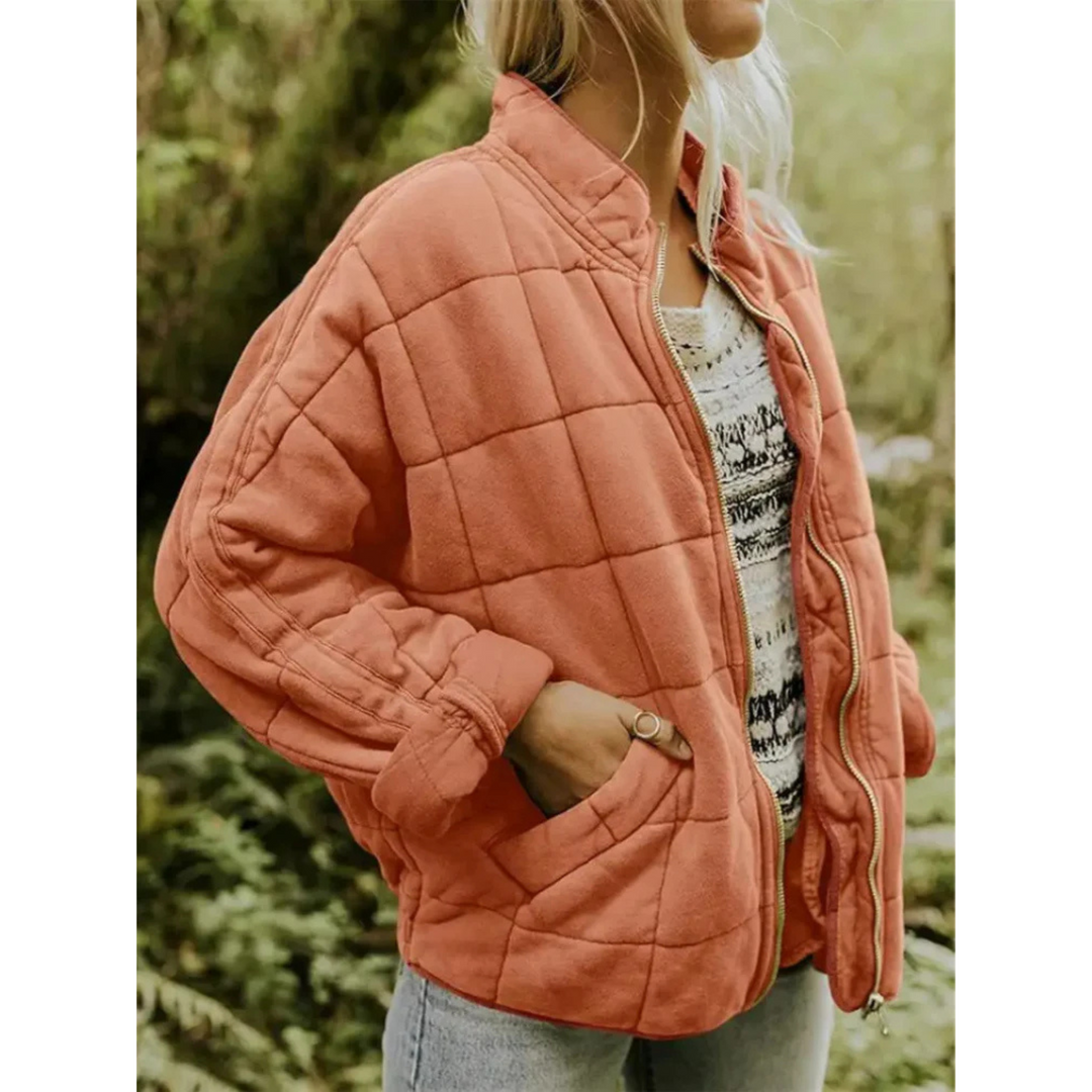 Veste matelassée Liora légère pour femme, chaleur préservée adaptée aux tenues automnales.