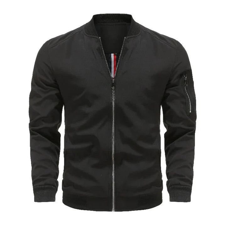 Veste bomber Alexandre zippée pour homme, coupe moderne adaptée aux tenues urbaines automnales.