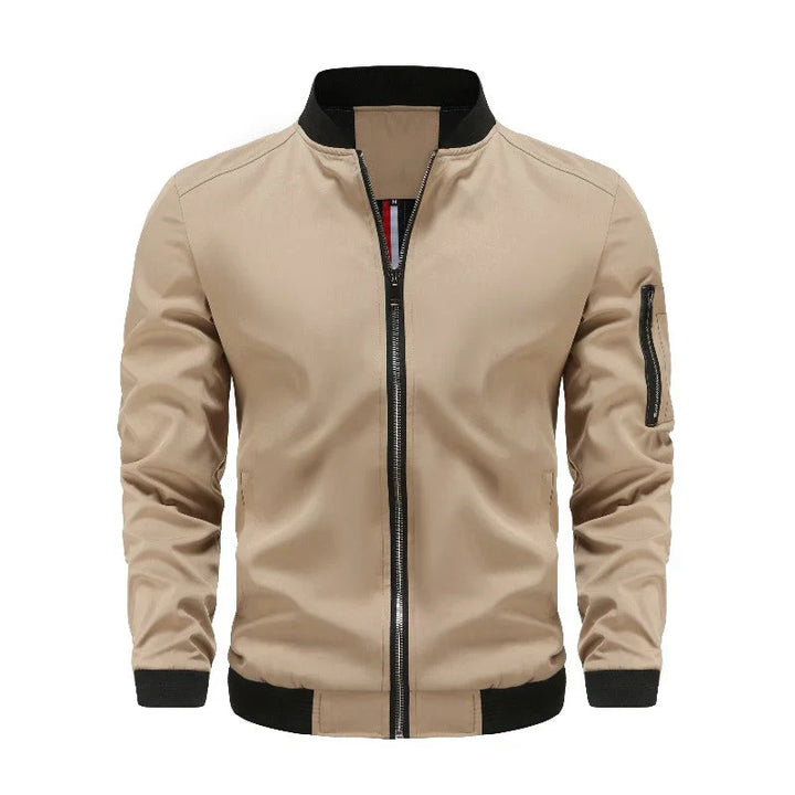 Veste bomber Alexandre zippée pour homme, coupe moderne adaptée aux tenues urbaines automnales.