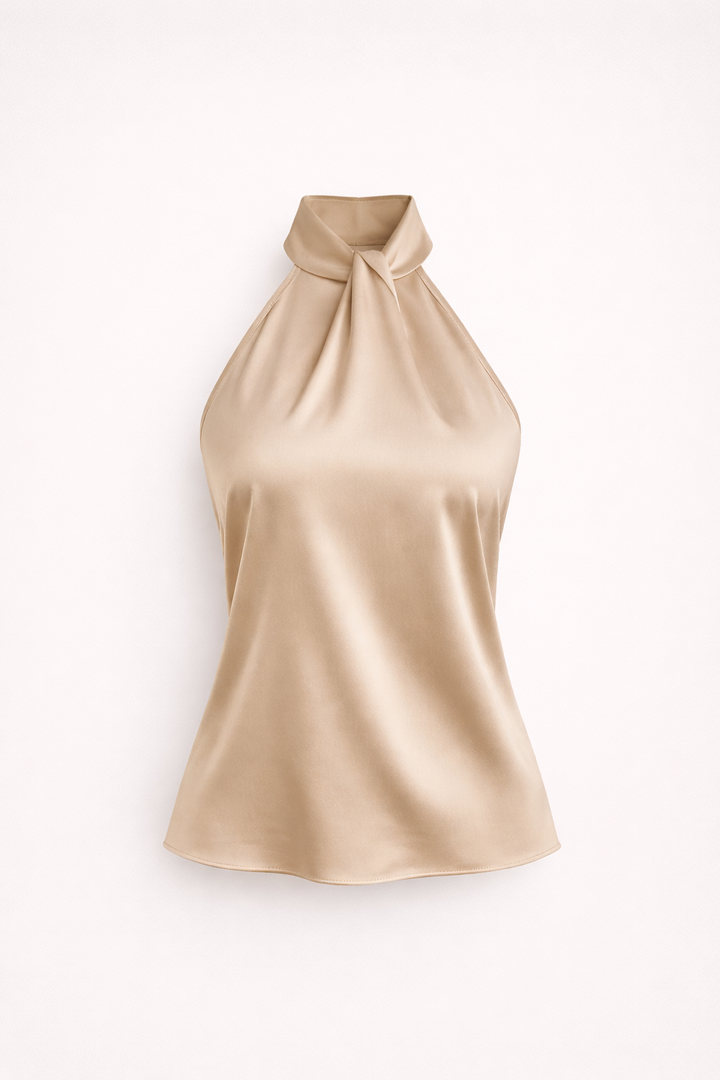 Chemisier dos nu en satin doré pour femme, sans manches, avec un élégant col drapé, une coupe fluide et une finition brillante, un style moderne et chic.