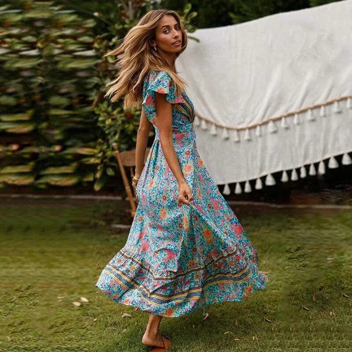 Robe Aude longue bohème portefeuille pour femme, coupe fluide adaptée aux journées estivales et sorties en plein air.