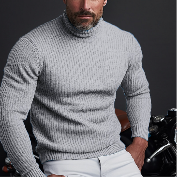 Pull Belezza col roulé pour homme, maille douce adaptée aux tenues hivernales.