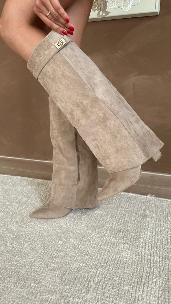 Bottes hautes à talon carré Bérénice pour femme, vue de côté