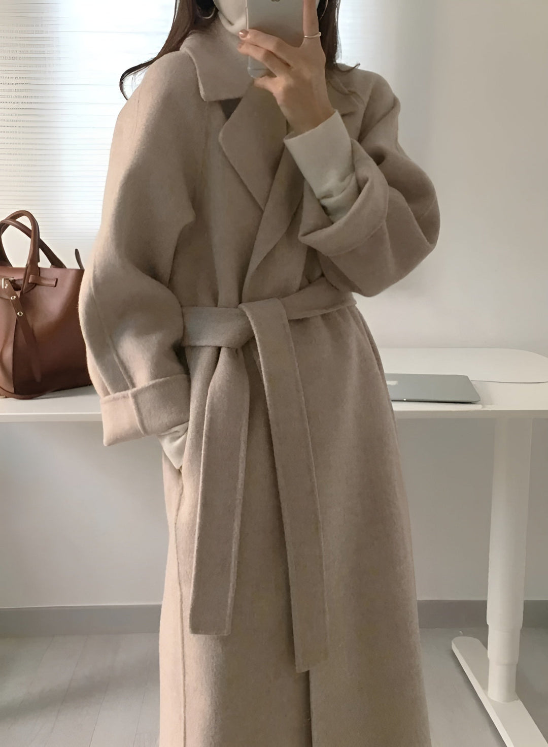 Manteau long Capucine pour femme, vue de côté