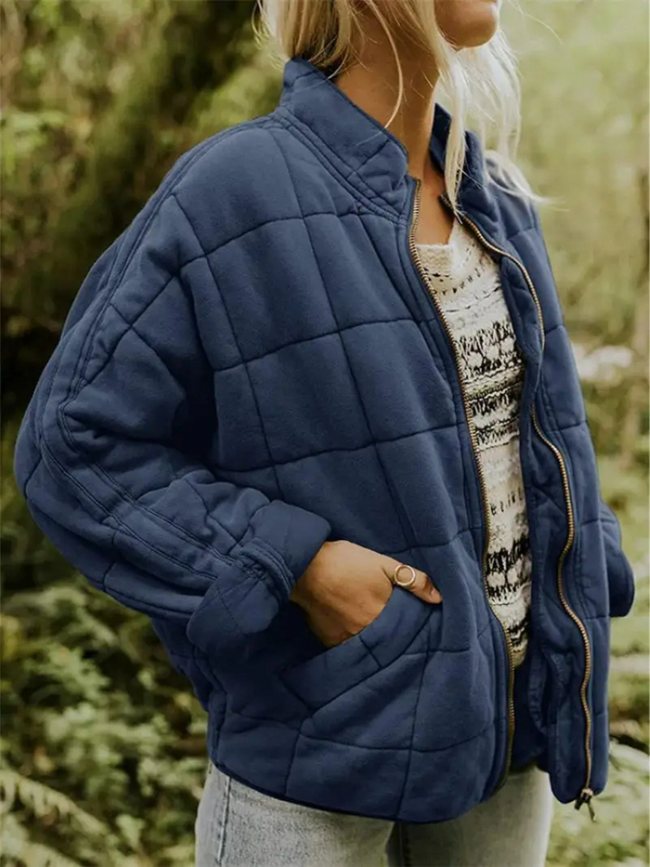Veste matelassée Noémie légère pour femme, chaleur préservée sans peser adaptée aux journées d'automne.