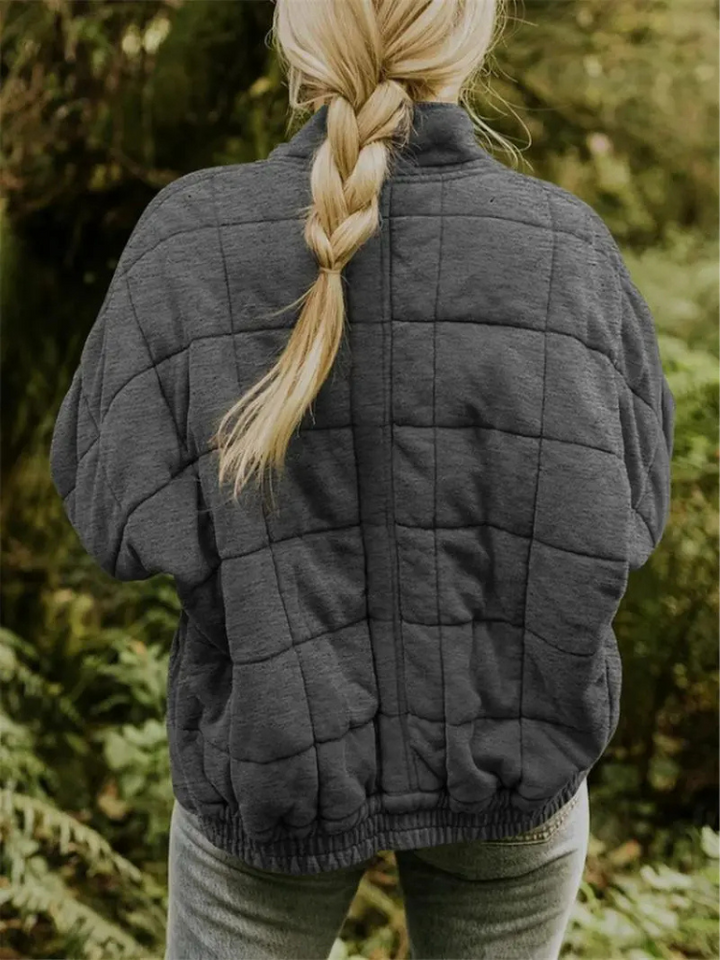 Veste matelassée Noémie légère pour femme, chaleur préservée sans peser adaptée aux journées d'automne.