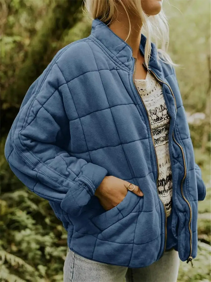 Veste matelassée Noémie légère pour femme, chaleur préservée sans peser adaptée aux journées d'automne.