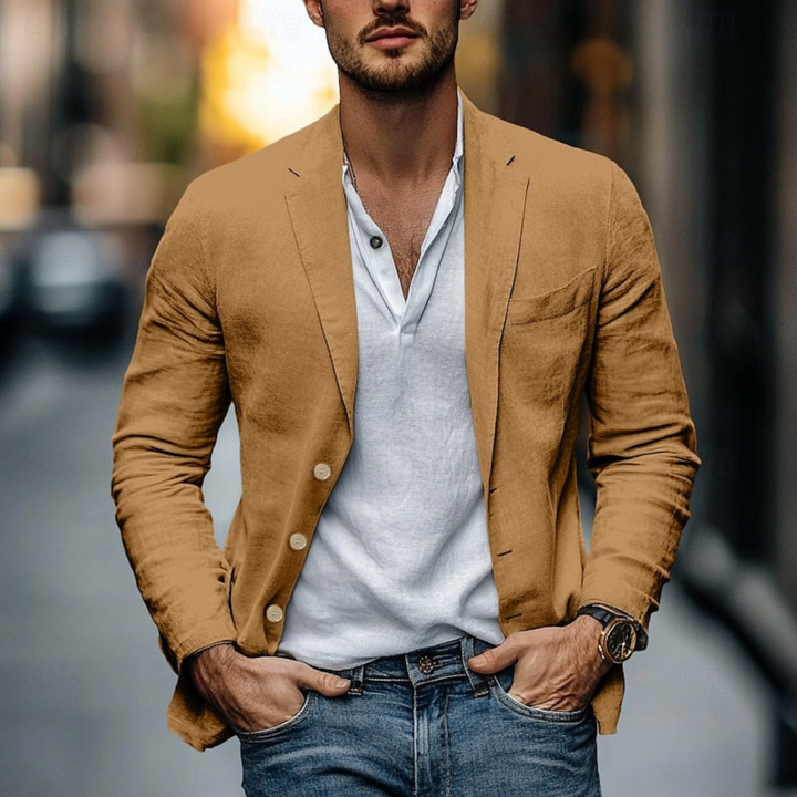 Blazer léger pour homme, coupe décontractée et tissu respirant adapté aux tenues mi-saison.