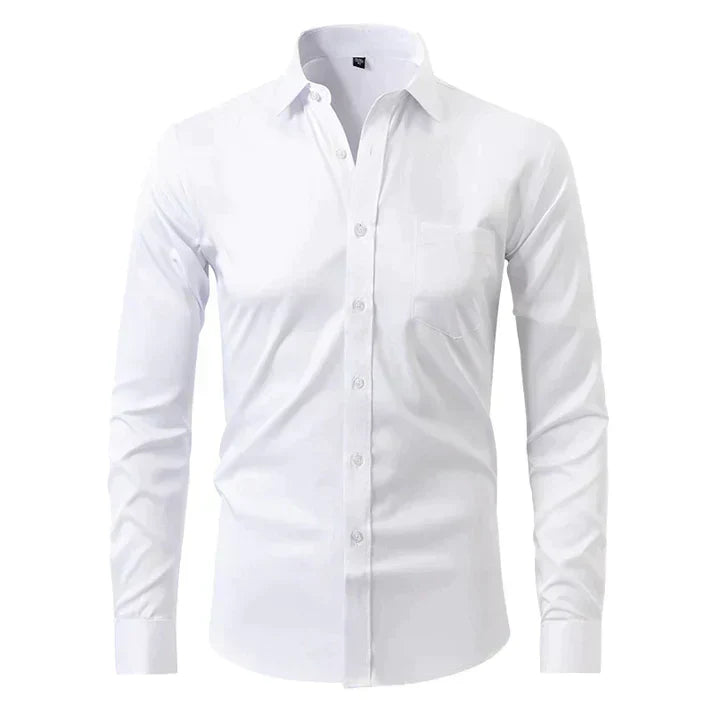 Chemise homme Léon à manches longues blanche, coupe élégante et style tendance, parfaite pour une tenue chic, moderne et raffinée au quotidien ou en soirée.