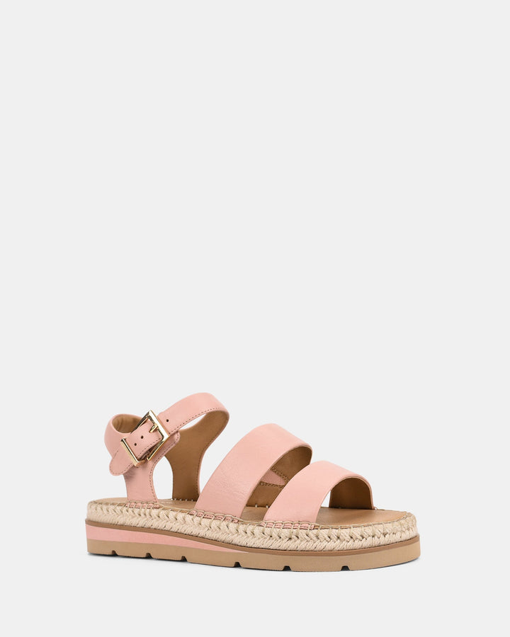 Sandales d’été Macy pour femmes, en rose nude, avec doubles brides à l’avant et bride arrière réglable à boucle. Semelle plateforme en corde tressée, style moderne et confortable, parfait pour un look estival chic et tendance.