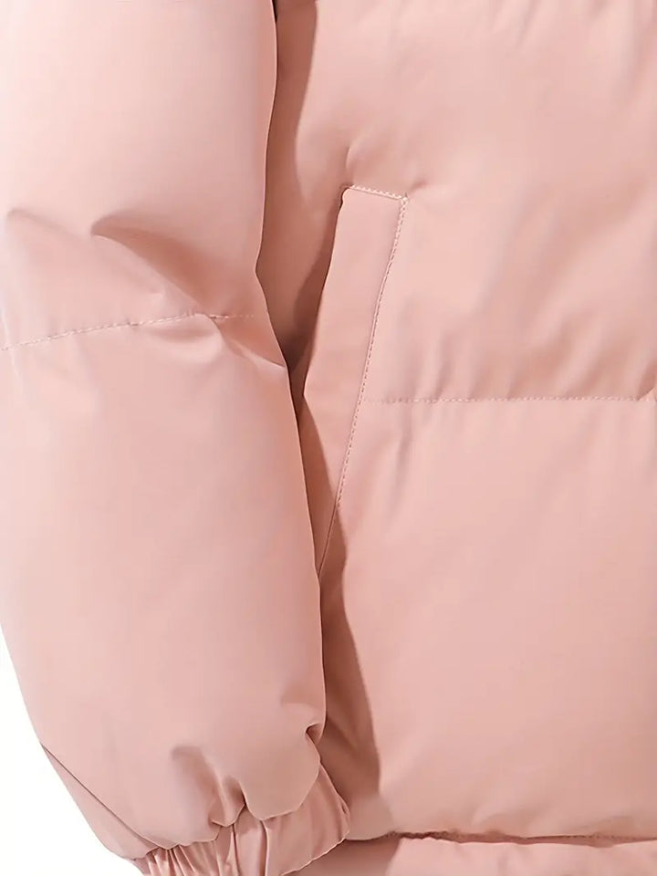 Parka d'hiver imperméable Marion pour femme, portée en situation