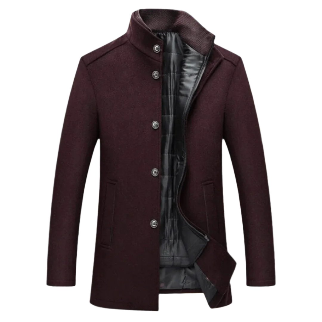 Manteau d’hiver chauffant pour homme en laine, avec un extérieur cintré, une doublure intérieure zippée pour la chaleur, des fermetures à boutons stylées et des poches latérales pour un look hivernal moderne et fonctionnel.