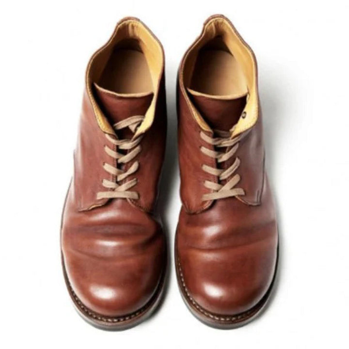 Bottes Neo hautes tendance pour homme, tige structurée et construction robuste adaptée aux tenues polyvalentes.