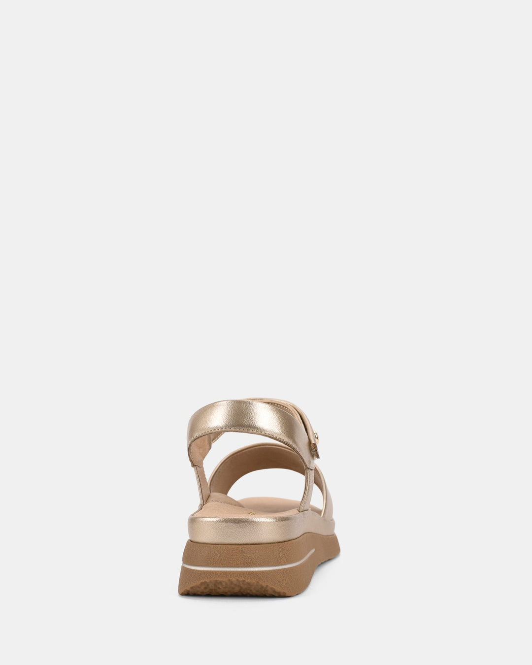 Vue arrière des sandales pour femmes à l’aspect métallisé, avec une sangle de cheville ajustable assurant un bon maintien. Semelle épaisse et confortable, idéale pour un style moderne et élégant au quotidien.