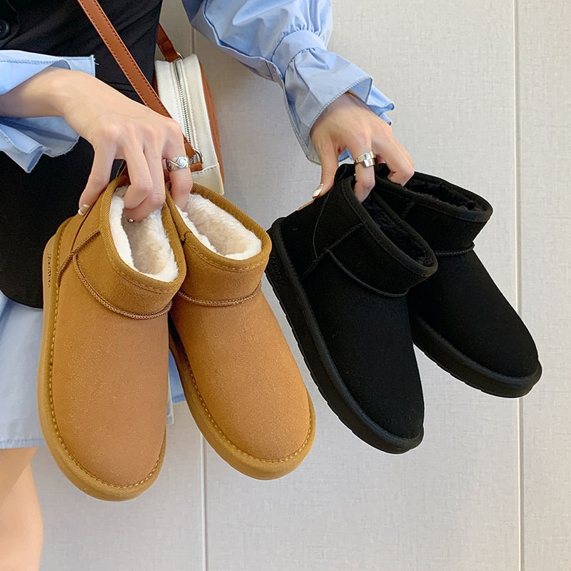 Bottines Solène étanches pour femme, doublure chaude adaptée aux tenues hivernales polyvalentes.