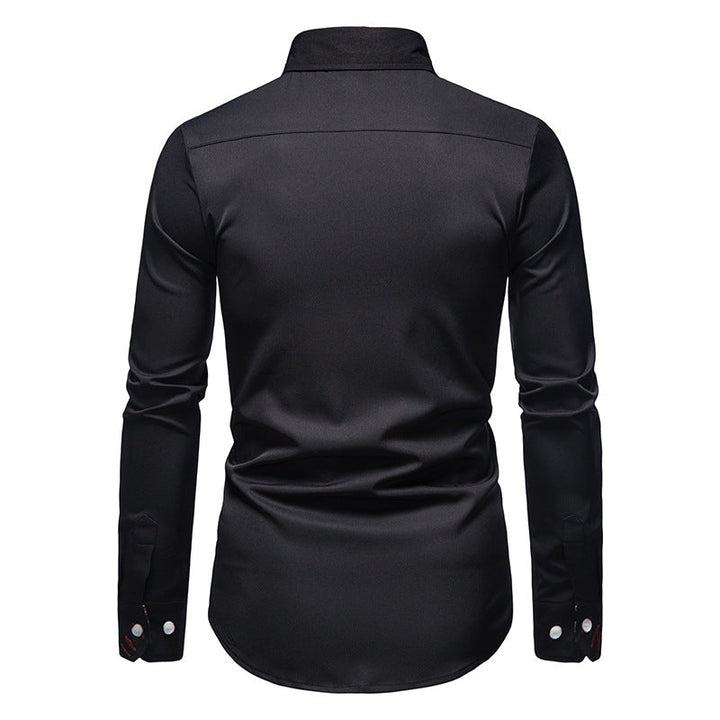 Vue arrière de la chemise d’été pour homme Théophile noire, coupe ajustée avec manches longues et poignets boutonnés.